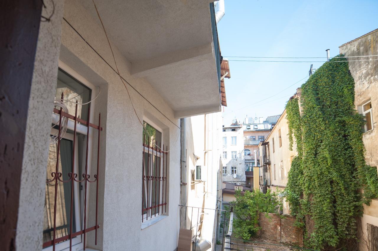 City Center Apartment Leopoli Esterno foto